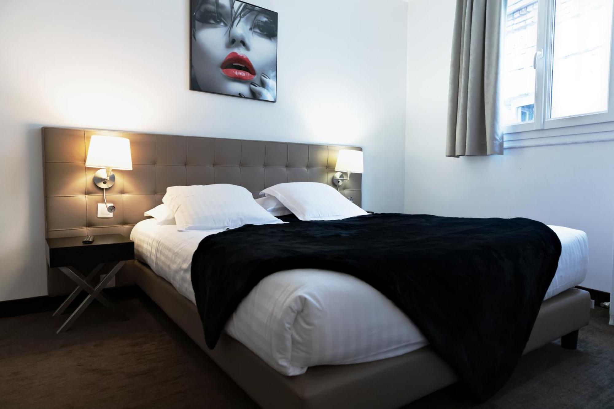Le Saint Louis Hotel อาเมียงส์ ภายนอก รูปภาพ